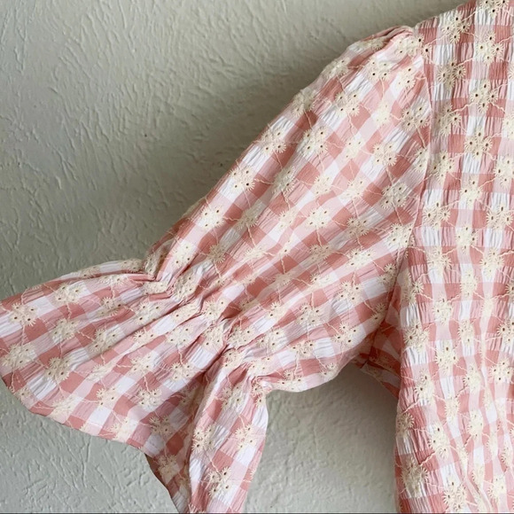 Lulu’s Patio Cutie Light Pink Gingham Embroidered Tie-Front Top NWT XS - Picture 4 of 8